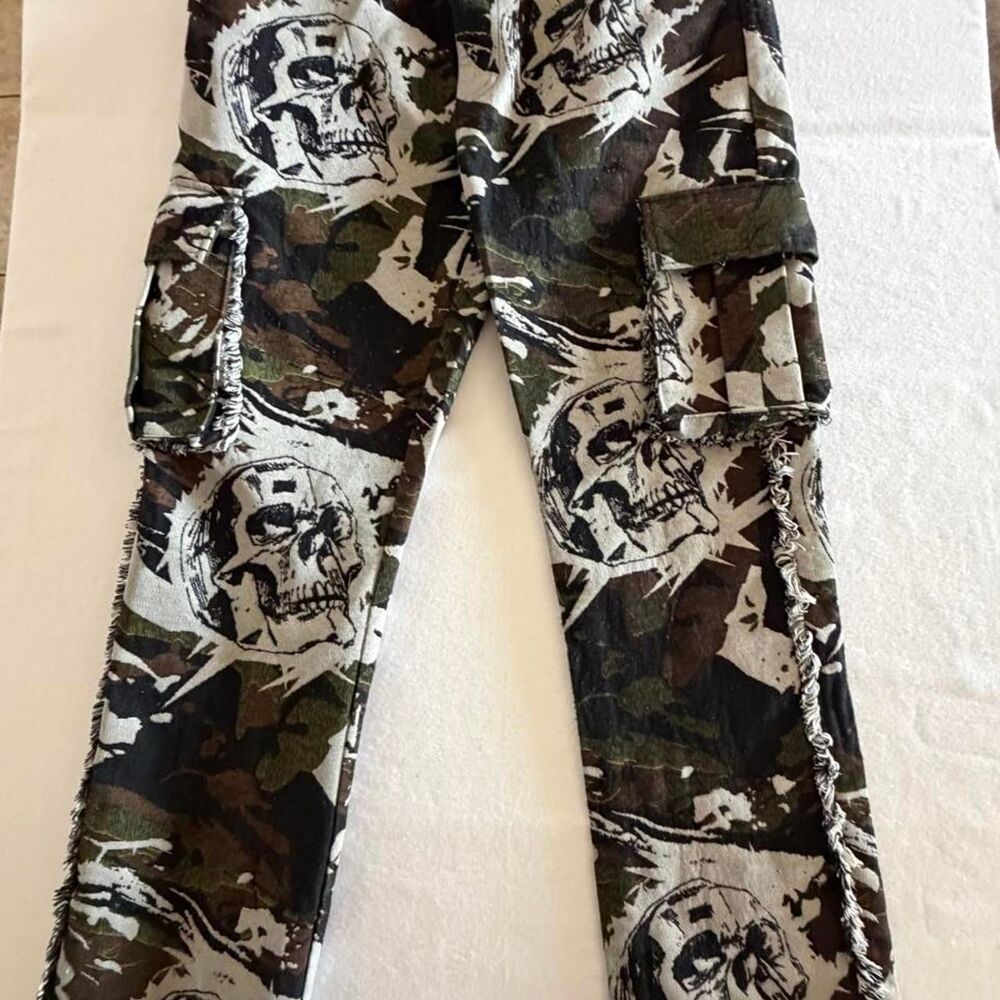 Men's REBEL VENGENCE Camo Skull Cargo Pants